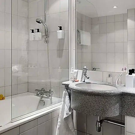 Otel Scandic 4*