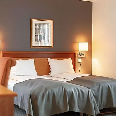 Otel Scandic 4*